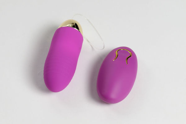 Imagen de Toys Huevo Vibrador Saltador con Control USB